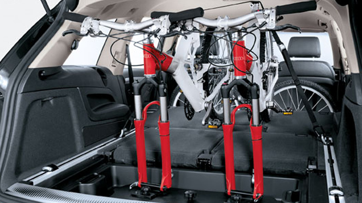 AUDI Q7 крепление для велосипедов внутри салона