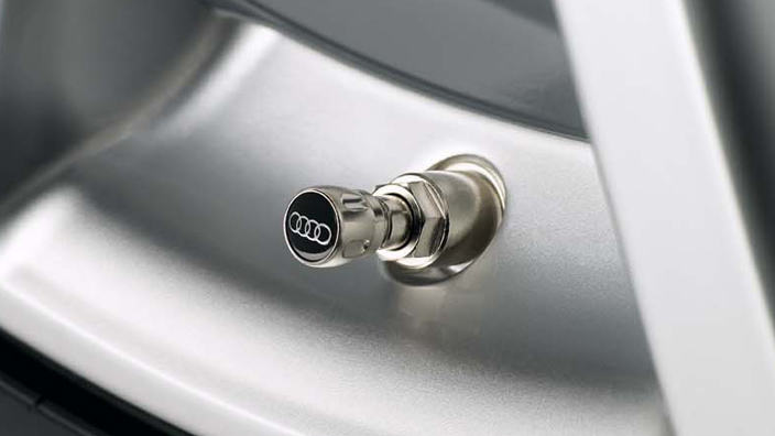 Audi Q7 оригинальные колачки