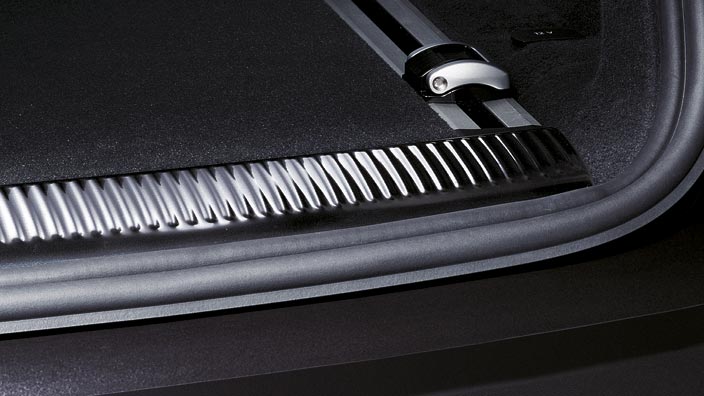 Audi Q7 оригинальная пленка для защиты бампера