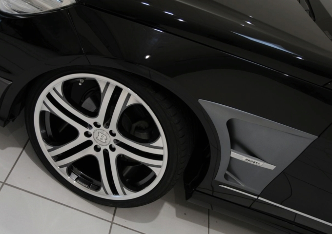 Mercedes BRABUS накладки на крылья