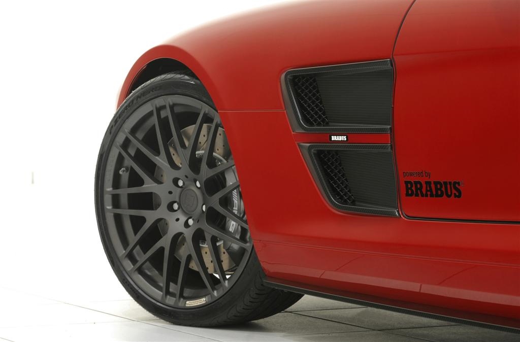 Mercedes SLS BRABUS накладки крыльев