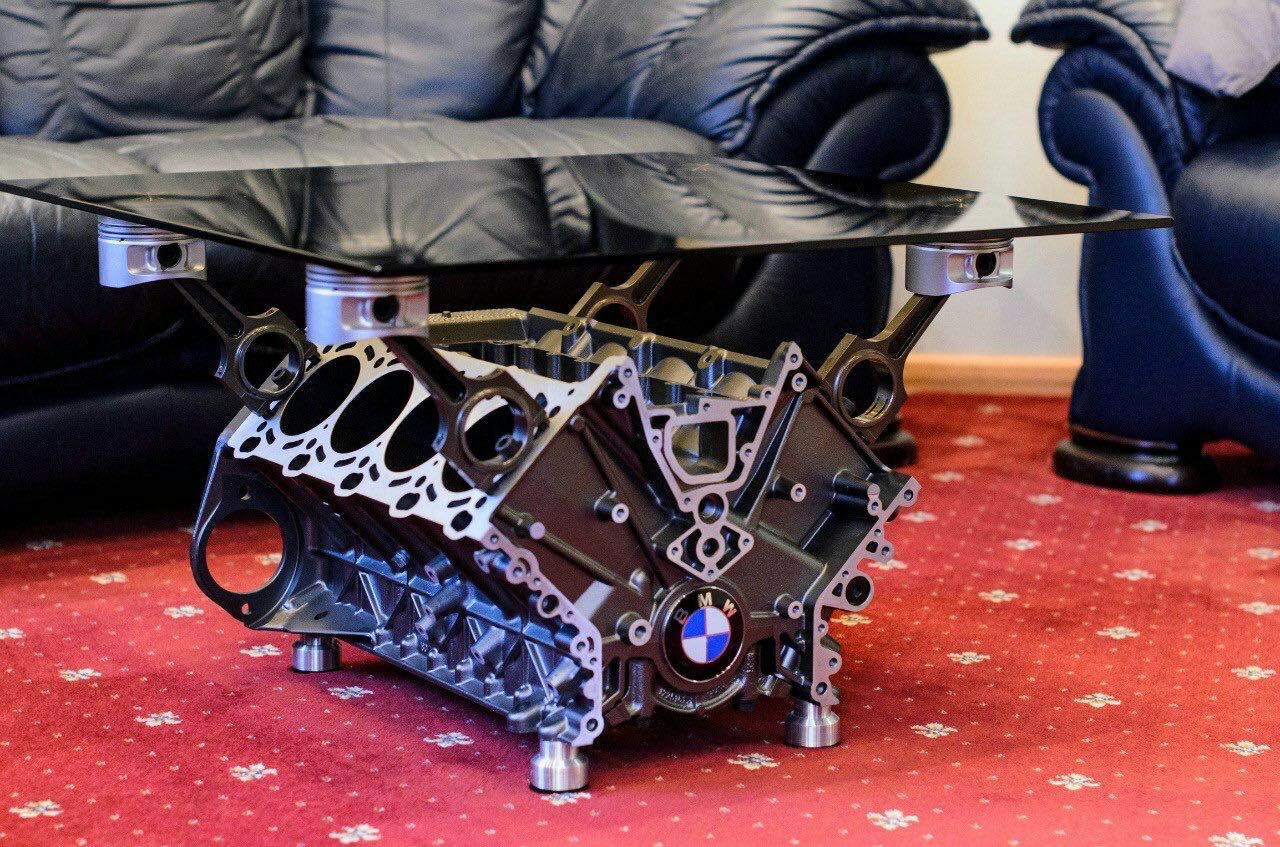 BMW V8 "classic" стол