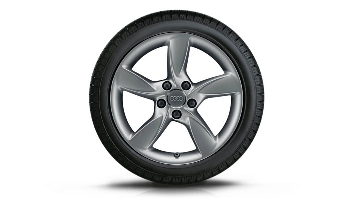 Audi A6 оригинальные зимние алюминиевые литые диски c резиной
