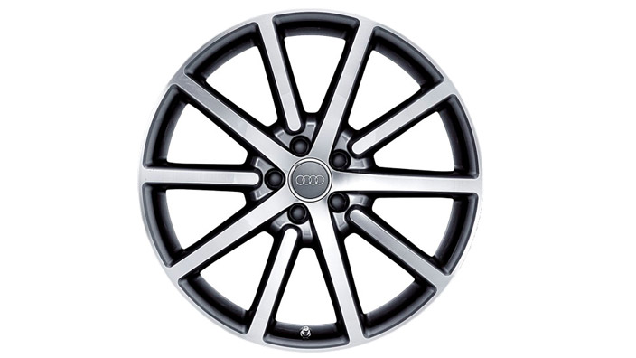 Audi Q5 оригинальные алюминиевые литые диски