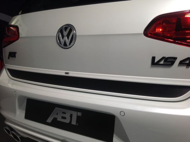 VW Golf 7 АВТ накладка багажника