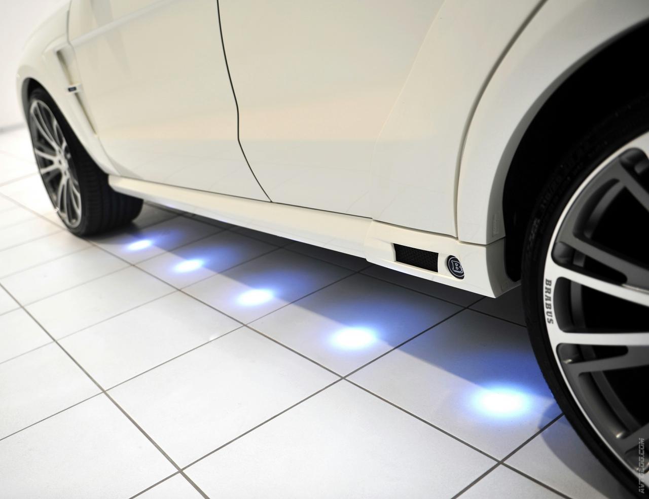 Mercedes ML BRABUS пороги с LED подсветкой