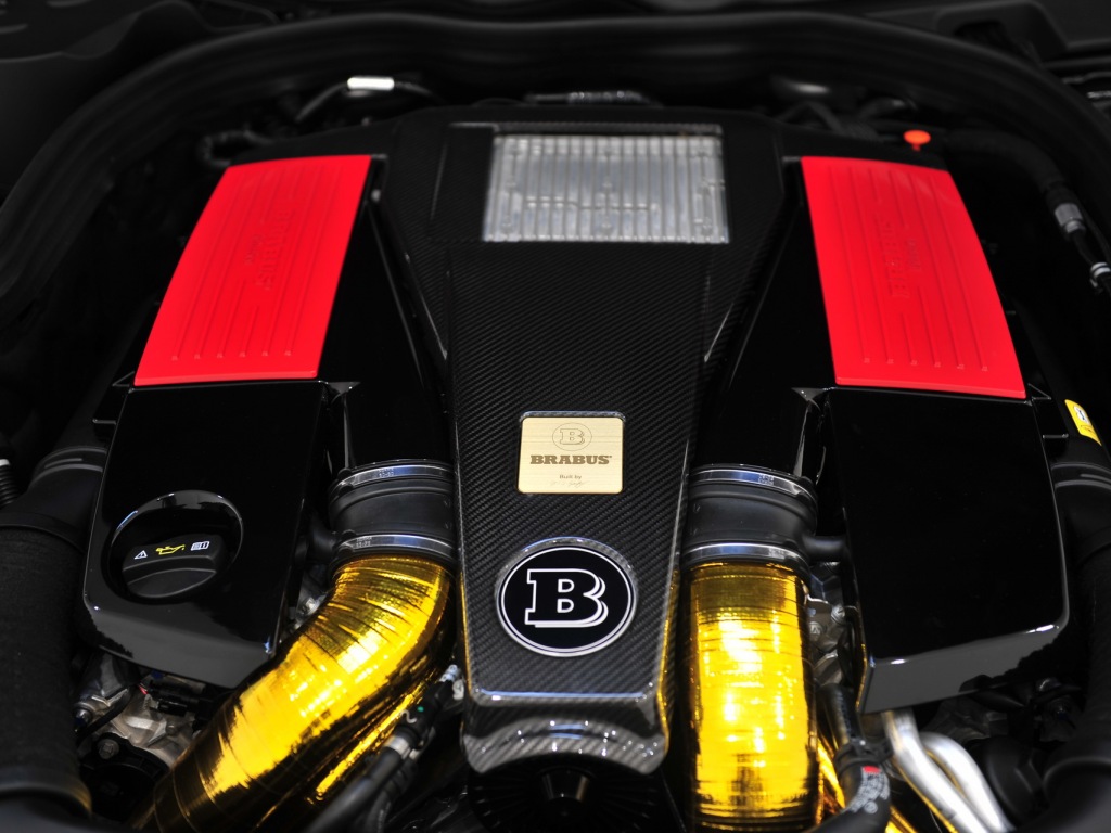 Mercedes GL B63S-700 BRABUS Power